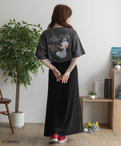 Disney(ディズニー)の「Disney キャラクタープリント刺繍Tシャツ(Tシャツ/カットソー・レディース・スミクロ/オートミール/グレー系/オフホワイト・フリー)」の6枚目の写真