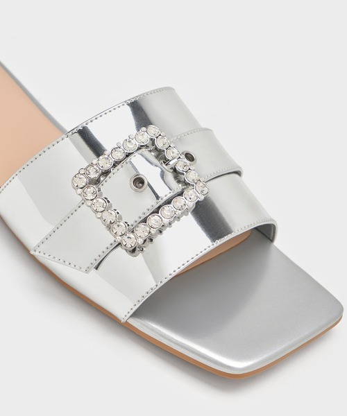 CHARLES&KEITH◆ジェムバックル スクエアトゥ スライドサンダル CHARLES & KEITH｜ジェムバックル スクエアトゥスライドサンダル