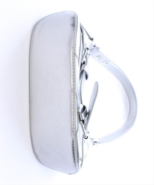 clear(クリア)の「ダブルベルテッドショルダーバッグ≪SS新作≫(ショルダーバッグ・レディース・シルバー/ブラック/アイボリー・F)」の9枚目の写真