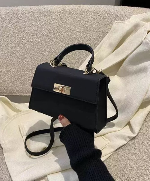 ampm(エーエムピーエム)の「ミニショルダーバッグフェイクレザー(ショルダーバッグ・レディース・ブラック/ライトブラウン・FREE)」の20枚目の写真