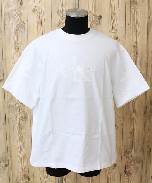 Calvin Klein(カルバン・クライン)の「CK モノロゴ ヒーロー 16S 半袖Tシャツ SS MONOLOGO HERO 16S TEE(Tシャツ/カットソー・メンズ・ホワイト・M/L/XL)」の8枚目の写真
