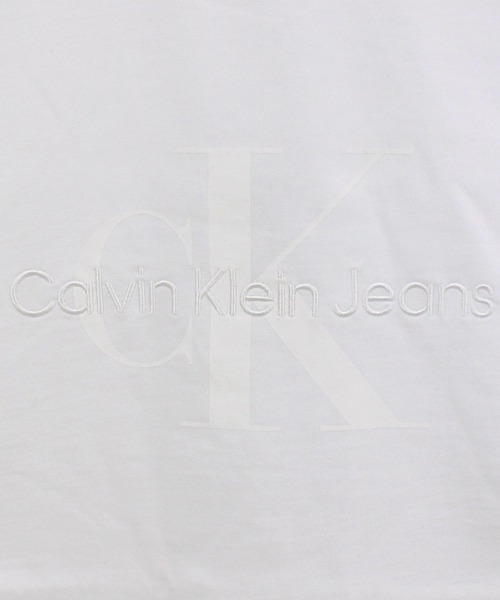Calvin Klein(カルバン・クライン)の「CK モノロゴ ヒーロー 16S 半袖Tシャツ SS MONOLOGO HERO 16S TEE(Tシャツ/カットソー・メンズ・ホワイト・M/L/XL)」の2枚目の写真