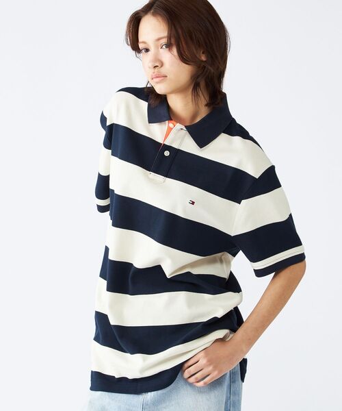 TOMMY HILFIGER(トミーヒルフィガー)の「ブロッキングプラケットコントラストポロシャツ(ポロシャツ・メンズ・ホワイト/レッド/グリーン・LARGE/MEDIUM/SMALL/X-LARGE)」の2枚目の写真