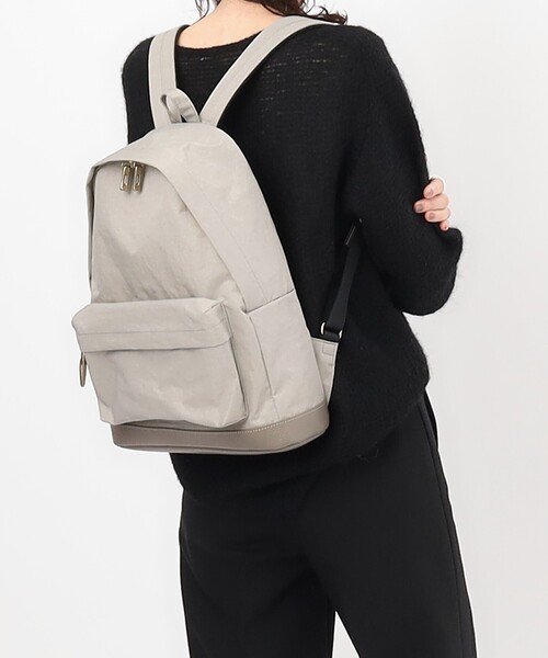 TOFF&LOADSTONE(トフアンドロードストーン)の「Sack backpack(ザック バックパック)(バックパック/リュック・レディース・カーキ/ライトグレー系9/ブラック・00)」の12枚目の写真