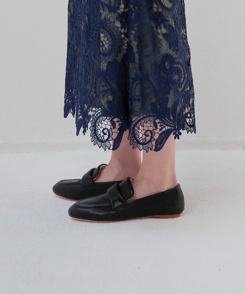 FABIO RUSCONI(ファビオルスコーニ)の「FABIO RUSCONI / EMA loafer(ラムレザーローファー 2224)(ローファー・レディース・ブルー/ブラック・37/36)」の3枚目の写真