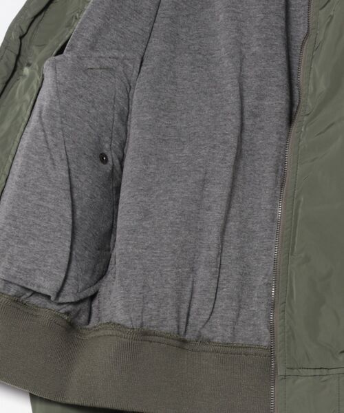 Right-on（ライトオン）の「ＢＯＮＤＩＮＧ Ｌ－２Ｂ（MA-1・レディース・オリーブ・M）」の3枚目の写真