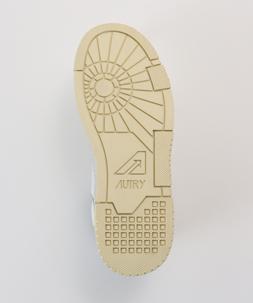 AUTRY（オートリー）の「AUTRY/オートリー CLC LOW WOM SIL（スニーカー・レディース・シルバー・36/37/38/39）」の16枚目の写真