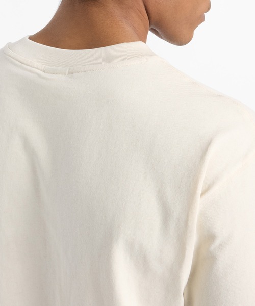 NEW BALANCE(ニューバランス)の「New Balance X Debut Sculpture ショートスリーブTシャツ(Tシャツ/カットソー・メンズ・ブラック/アイボリー・SMALL/MEDIUM/LARGE/X-LARGE/XX-LARGE)」の14枚目の写真