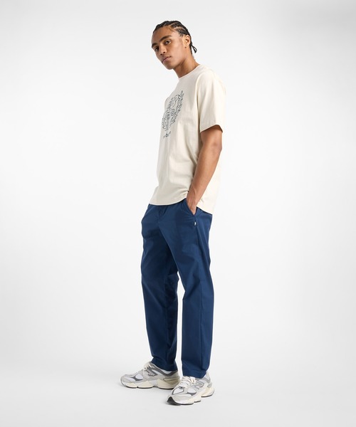 NEW BALANCE(ニューバランス)の「New Balance X Debut Sculpture ショートスリーブTシャツ(Tシャツ/カットソー・メンズ・ブラック/アイボリー・SMALL/MEDIUM/LARGE/X-LARGE/XX-LARGE)」の17枚目の写真