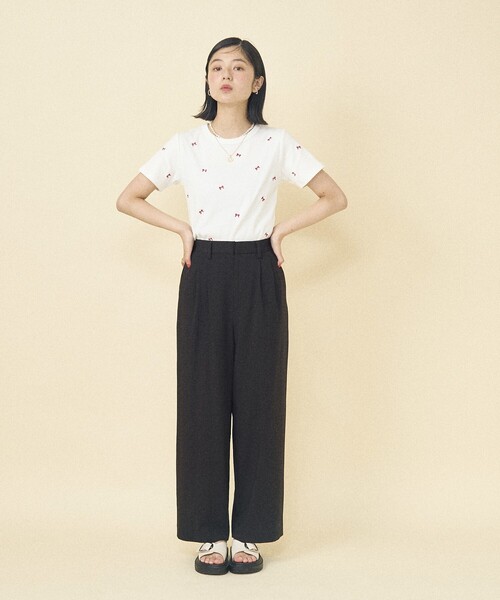 FREAK'S STORE(フリークスストア)の「ミニリボン刺繍Tシャツ(Tシャツ/カットソー・レディース・ブラック/グレー/オフホワイト・フリ-)」の7枚目の写真