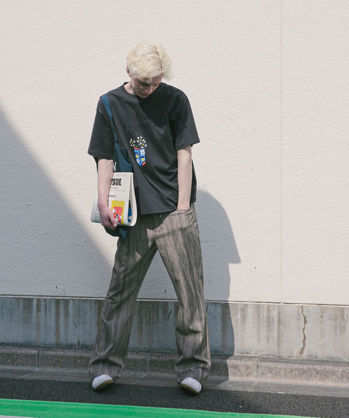 SENSE OF PLACE by URBAN RESEARCH（センスオブプレイスバイアーバンリサーチ）の「『別注』OATSIDE×SENSE OF PLACE　グラフィックショートスリーブ Tシャツ A（Tシャツ/カットソー・メンズ・ホワイト/ブラック/ライトブルー・MEDIUM/LARGE）」の4枚目の写真