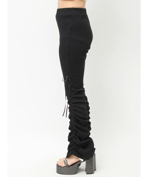 EVRIS（エヴリス）の「ドロストギャザーリブフレアパンツ（その他パンツ・レディース・ブラック/ブルー・FREE）」の7枚目の写真