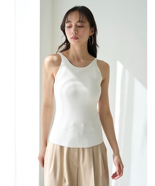 SNIDEL（スナイデル）の「カップ付きタンクトップ（タンクトップ・レディース・ホワイト/ブラック/グレイッシュベージュ/ライトブルー・FREE）」の13枚目の写真