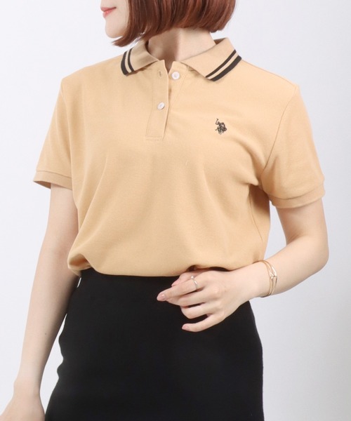 U.S. POLO ASSN.(ユーエスポロアッスン)の「U.S.POLO ASSN. ワンポイント刺繍 鹿の子ポロシャツ/半袖/襟ライン/レギュラーフィット/レディース(ポロシャツ・レディース・ブラック/サックスブルー/オレンジ/ネイビー系2/ネイビー系1/ベージュ/ホワイト/ネイビー系3/ピンク/ホワイト系その他/イエロー/ブラック系その他・L/M)」の5枚目の写真