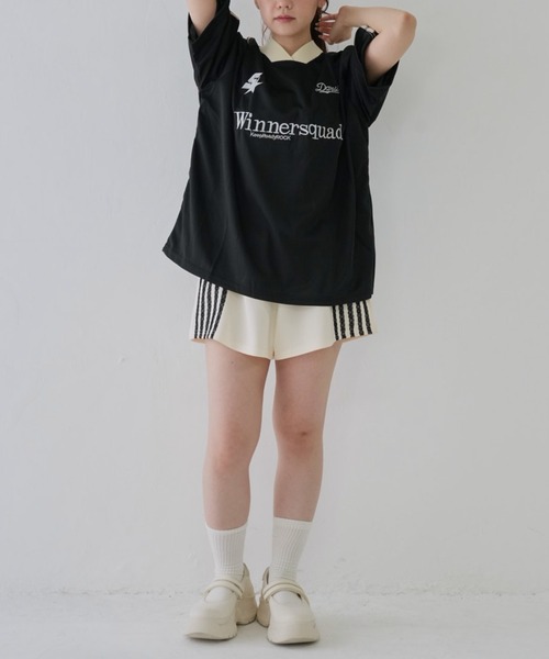 Uenui（ウニュイ）の「【 cunii 】 ロゴ刺繍バイカラースポーツTシャツ（その他トップス・レディース・レッド/ブラック・FREE）」の22枚目の写真