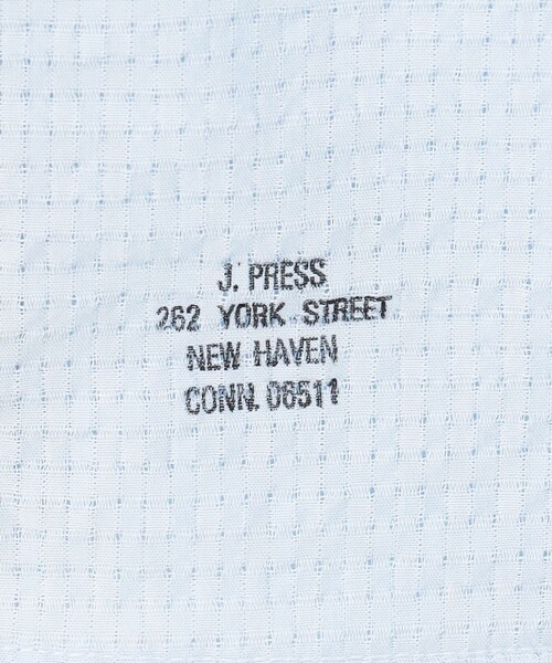J.PRESS(ジェイプレス)の「真夏を乗り切る爽快感と機能性【吸水速乾 / 接触冷感 / 高通気性 / ウォッシャブル】サッカー シャツ / B.D.(シャツ/ブラウス・メンズ・サックスブルー系/ホワイト系・SMALL/MEDIUM/LARGE/X-LARGE)」の17枚目の写真