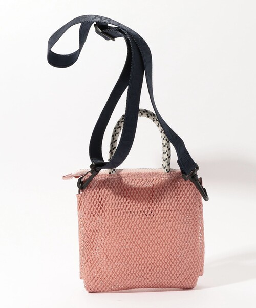 NOMADIS（ノマディス）の「NOMADIS HELMET MESH PETIT バッグ（ショルダーバッグ・レディース・ライトピンク/ホワイト・FREE）」の5枚目の写真