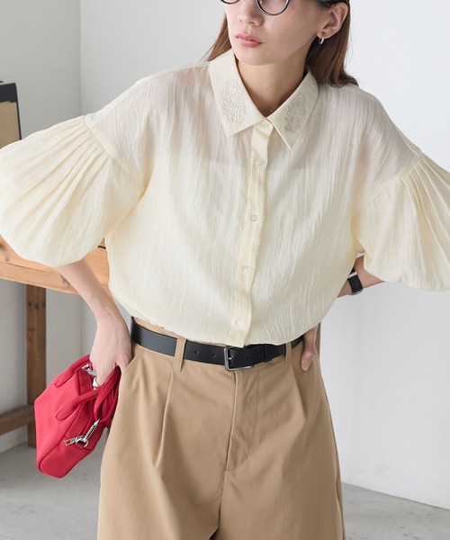 BONLECILL（ボンルシール）の「襟刺繍バルーンスリーブシアーシャツ（シャツ/ブラウス・レディース・ネイビー/オフホワイト/チャコールグレー・FREE）」の13枚目の写真