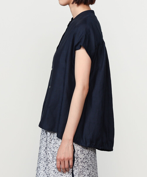 nicholson&nicholson(ニコルソンアンドニコルソン)の「nicholson & nicholson | 〈別注〉フレンチスリーブブラウス WOMEN(シャツ/ブラウス・レディース・グリーン/ネイビー/グリーン系その他/オレンジ・38)」の7枚目の写真