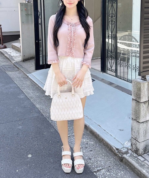 INGNI（イング）の「フリル5分袖ニットカーディガン（カーディガン/ボレロ・レディース・アイボリー/サックスブルー/ピンク・M）」の12枚目の写真