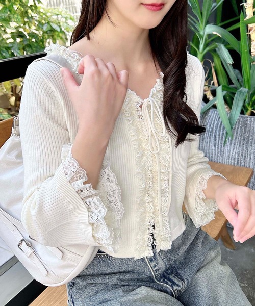 INGNI（イング）の「フリル5分袖ニットカーディガン（カーディガン/ボレロ・レディース・アイボリー/サックスブルー/ピンク・M）」の10枚目の写真