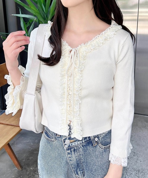 INGNI（イング）の「フリル5分袖ニットカーディガン（カーディガン/ボレロ・レディース・アイボリー/サックスブルー/ピンク・M）」の7枚目の写真