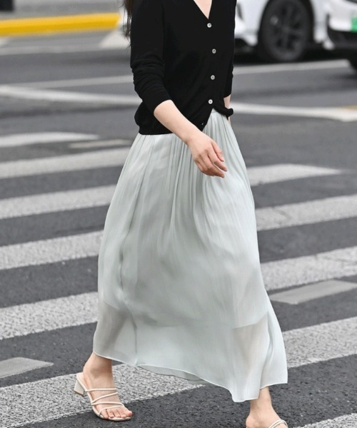 Beststore(ベストストア)の「フレアスカート マットサテン ロングスカート揺れる(スカート・レディース・ミント/ブラウン/アイボリー/ブラック・S/M/L)」の9枚目の写真