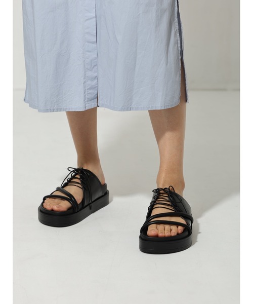 Bella lume（ベッラルーメ）の「【NK】【it】【Bella Lume(ベッラルーメ)】アーバンサンダル（サンダル・レディース・ブラック・SMALL/MEDIUM/LARGE）」の8枚目の写真