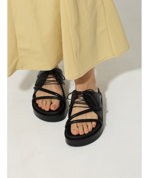 Bella lume（ベッラルーメ）の「【NK】【it】【Bella Lume(ベッラルーメ)】アーバンサンダル（サンダル・レディース・ブラック・SMALL/MEDIUM/LARGE）」の3枚目の写真