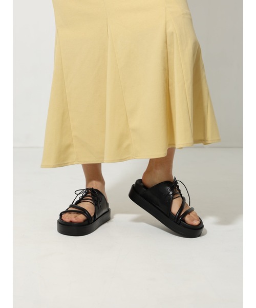 Bella lume（ベッラルーメ）の「【NK】【it】【Bella Lume(ベッラルーメ)】アーバンサンダル（サンダル・レディース・ブラック・SMALL/MEDIUM/LARGE）」の2枚目の写真