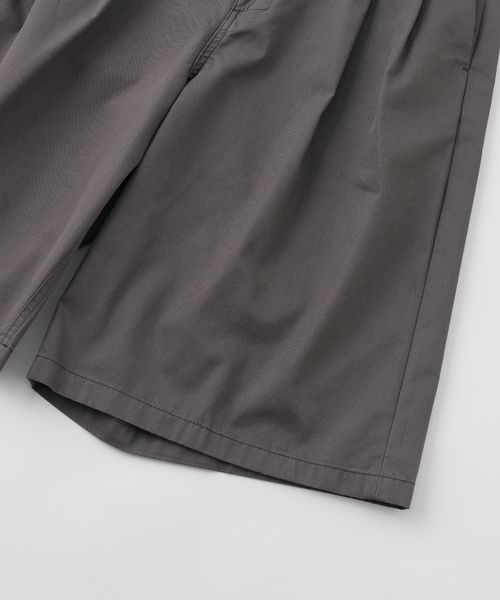 417 EDIFICE（フォーワンセブンエディフィス）の「ANOTHER OFFICE / アナザーオフィス Hemingway Bermuda Pants（その他パンツ・メンズ・チャコールグレー/ブラック・1/2）」の6枚目の写真