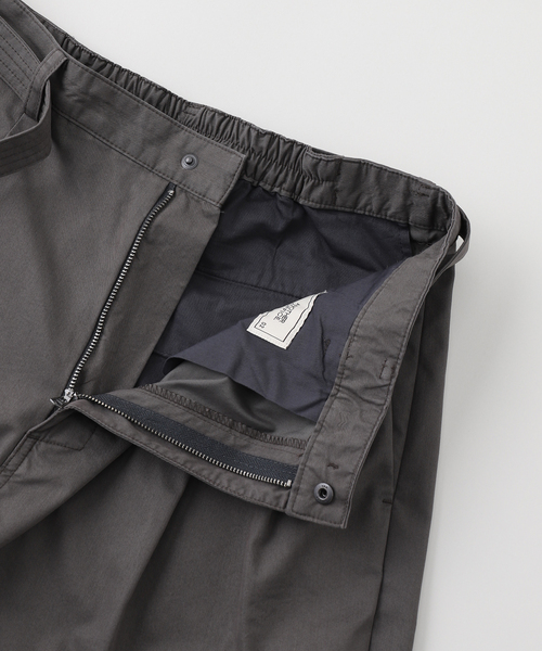 417 EDIFICE（フォーワンセブンエディフィス）の「ANOTHER OFFICE / アナザーオフィス Hemingway Bermuda Pants（その他パンツ・メンズ・チャコールグレー/ブラック・1/2）」の7枚目の写真