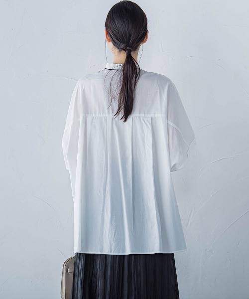 LAUTREAMONT(ロートレアモン)の「【WEB限定】フランスアヤロングブラウス≪手洗い可能≫(シャツ/ブラウス・レディース・グリーン/オフホワイト/ピンク・9号)」の4枚目の写真