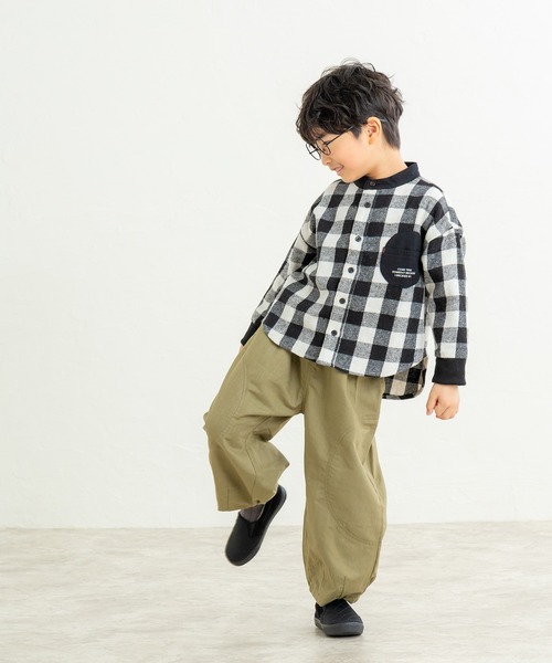 DILASH(ディラッシュ)の「スタンド襟シャツ(シャツ/ブラウス・キッズ・ブラック/ネイビー・130/120/110/100/90/80/140)」の4枚目の写真