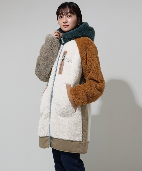 KRIFF MAYER Lady's Collection（クリフメイヤーレディースコレクション）の「【軽い・暖かい】シャギーボアロングフードJK（その他アウター・レディース・グリーン/ブラウン/ネイビー/グレー/ナチュラル/ブラック/カラフル・MEDIUM/LARGE）」の7枚目の写真
