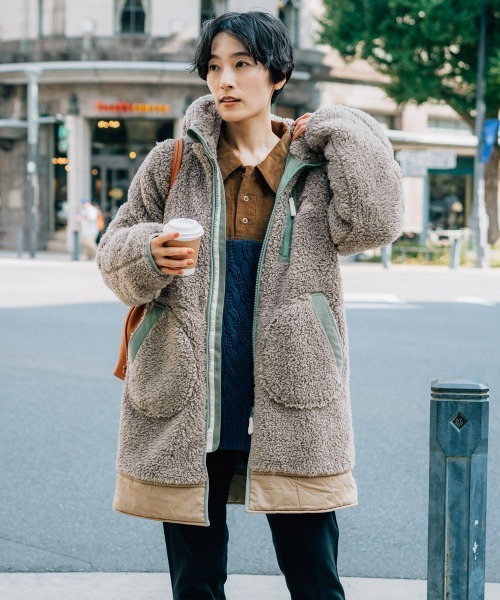 KRIFF MAYER Lady's Collection（クリフメイヤーレディースコレクション）の「【軽い・暖かい】シャギーボアロングフードJK（その他アウター・レディース・グリーン/ブラウン/ネイビー/グレー/ナチュラル/ブラック/カラフル・MEDIUM/LARGE）」の8枚目の写真