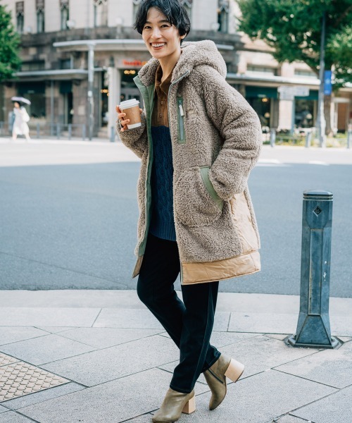 KRIFF MAYER Lady's Collection（クリフメイヤーレディースコレクション）の「【軽い・暖かい】シャギーボアロングフードJK（その他アウター・レディース・グリーン/ブラウン/ネイビー/グレー/ナチュラル/ブラック/カラフル・MEDIUM/LARGE）」の10枚目の写真