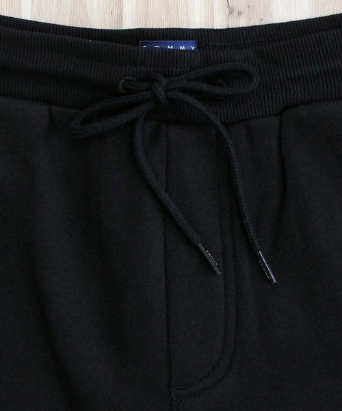 TOMMY HILFIGER(トミーヒルフィガー)の「TJM フラッグパッチ スウェットショーツ TJM S FLAG BEACH SHORT EXT(スウェットパンツ・メンズ・ブラック/オレンジ・XL/L/M)」の6枚目の写真