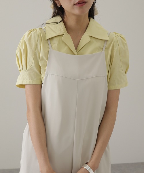 Lace Ladies(レースレディース)の「ソリッドカラー くるみボタン 開襟 パフスリーブ ブラウス(シャツ/ブラウス・レディース・アイボリー/グリーン/イエロー・M/XL)」の2枚目の写真