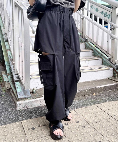Louren カーゴパンツ　ブラック ワイドナイロンカーゴパンツ – LIBEIRO
