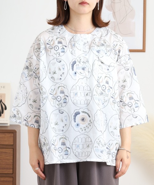 Emago（イマゴ）の「EMAGO リメイク総柄刺繍ブラウス（シャツ/ブラウス・レディース・ネイビー/ホワイト・FREE）」の11枚目の写真