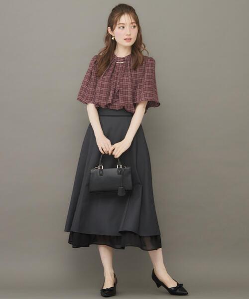 couture brooch(クチュールブローチ)の「【着映え・5分袖・通勤】パール調タイチェックプリントブラウス(シャツ/ブラウス・レディース・ベージュ系/ワイン系1・36/38/40/42)」の10枚目の写真