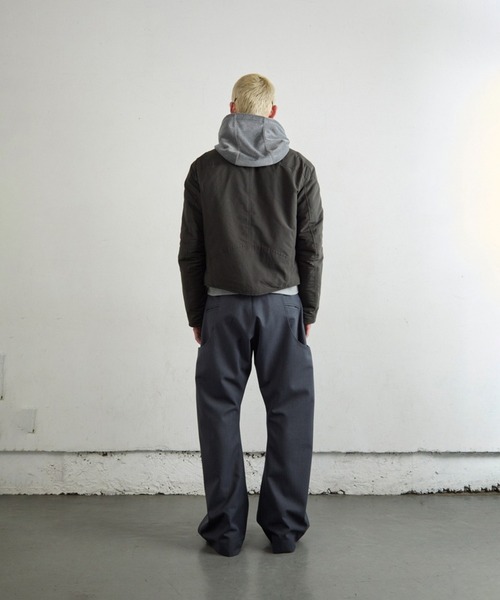 NVRFRGT（ネヴァーフォーゲット）の「CURVED LEG UTILITY