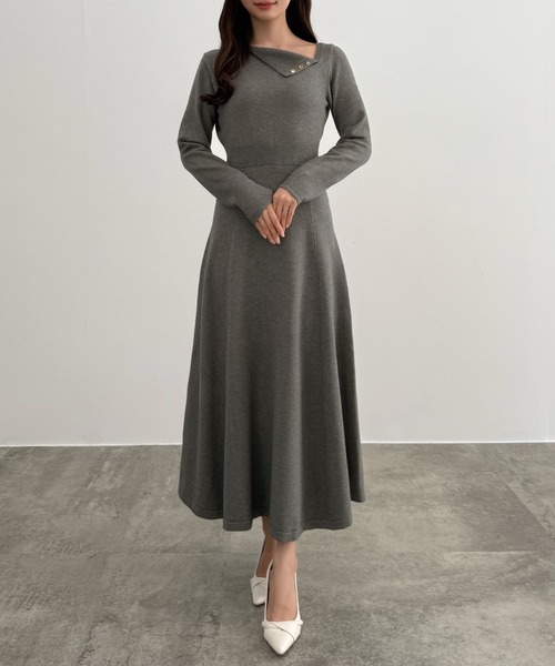 CENEA(セネア)の「アシンメトリーネックニットワンピース(ワンピース・レディース・モカ/チャコール/ブラック・MEDIUM/LARGE)」の8枚目の写真