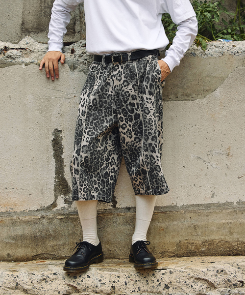 NULL（ヌル）の「NULL TOKYO / ヌル トウキョウ 別注 バギー スリー クォーター レオパード（その他パンツ・メンズ・ブラック/ブラウン・MEDIUM/LARGE）」の4枚目の写真