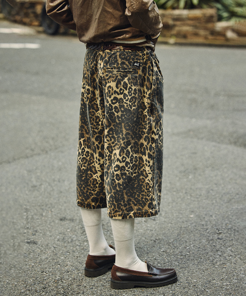 NULL（ヌル）の「NULL TOKYO / ヌル トウキョウ 別注 バギー スリー クォーター レオパード（その他パンツ・メンズ・ブラック/ブラウン・MEDIUM/LARGE）」の22枚目の写真