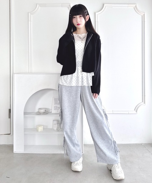 Loueme(ルエム)の「ダブルジップフード付きニットパーカー(パーカー・レディース・イエロー/ピンク/レッド/ブラック/オフホワイト・FREE)」の16枚目の写真
