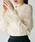 Audie a Muses�i�I�[�f�B�A�~���[�Y�j�́u�t�����[���`�[�t�t�����[�X�u���E�X�i�V���c/�u���E�X�j�v�b�x�[�W��