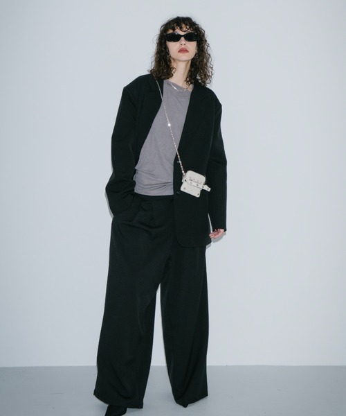 HANNE(アン)の「スタッズチェーンポーチ(ポーチ・レディース・アイボリー/ブラック・FREE)」の22枚目の写真