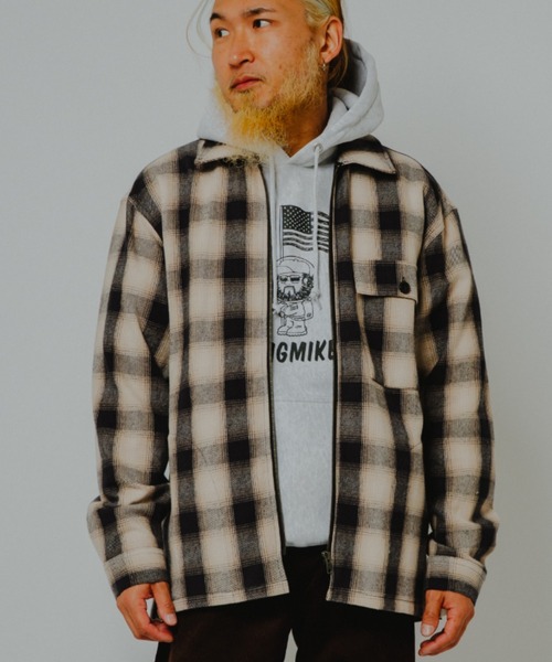 BIG MIKE（ビッグマイク）の「BIG MIKE ビックマイク/26秋冬新作 セットアップ対応 無地 チェック柄 ジップ ヘビーフランネルシャツジャケット //// 102635700 102535700 102535800（ブルゾン・メンズ・ホワイト×ブラック/ブラック/チャコール/ブラウン系その他/ブラック×グレー/ブラック×ベージュ・MEDIUM/LARGE/X-LARGE/XX-LARGE）」の4枚目の写真